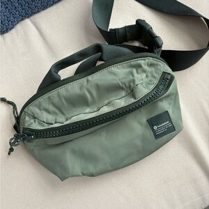 Lululemon Athletica Olive Belt Bag